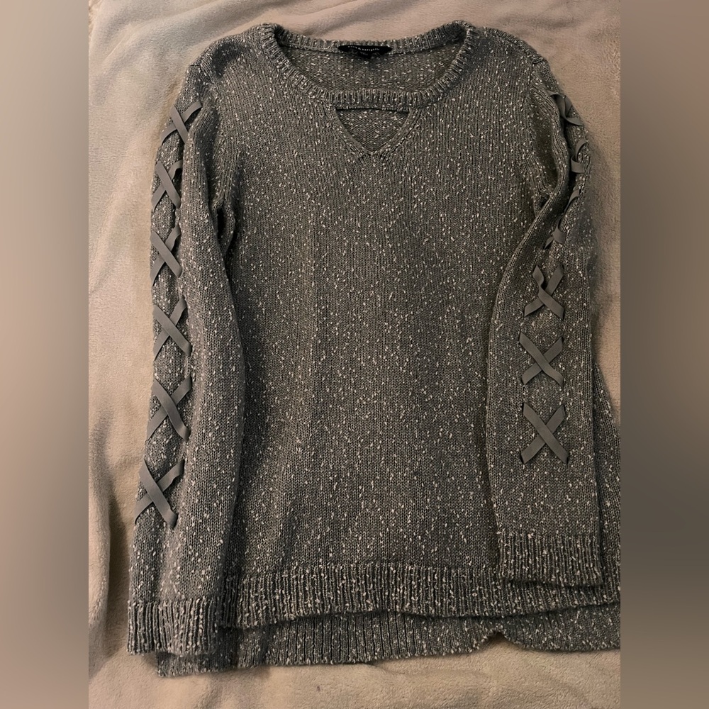 Rock & Republic Grey Sweater Ribbon Sleeves